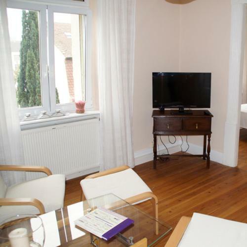 Ferienwohnung Appolonia Нойштадт-ан-дер-Вайнштрасе Экстерьер фото